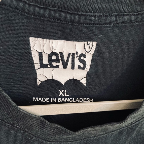 Levi’s logo black tee Youth XL - Picture 3 of 4